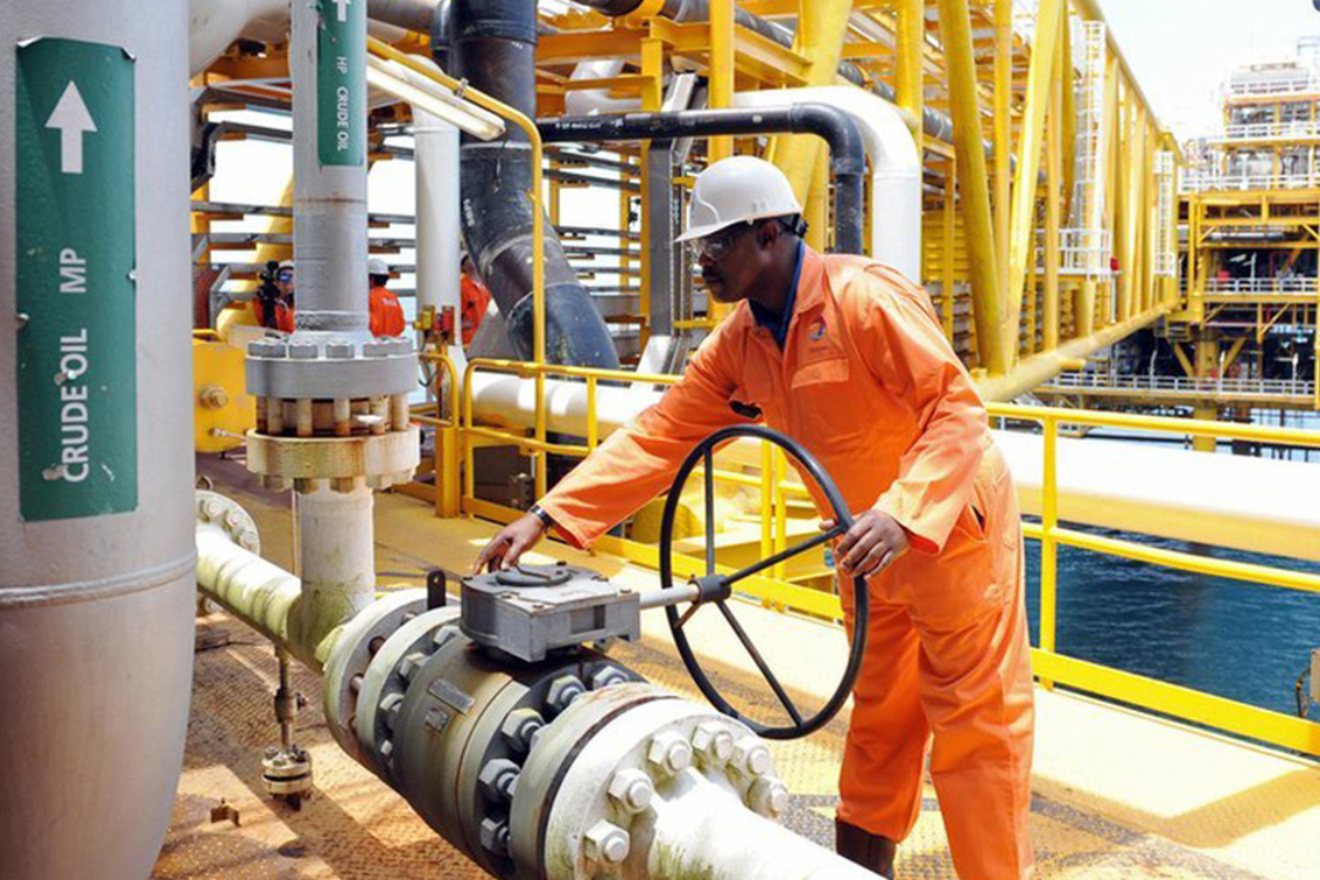 crude10